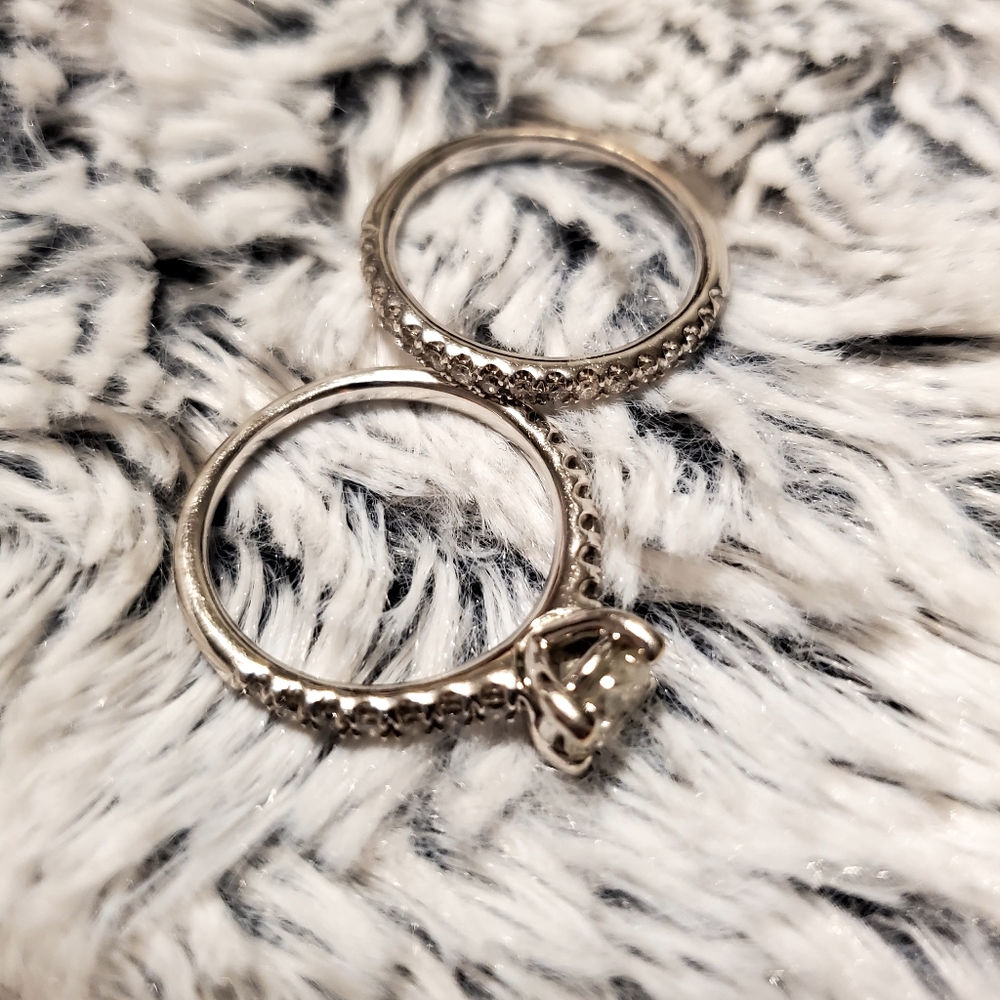 ENGAGEMENT 💍 & WEDDING RING SET - Picture 4 of 6